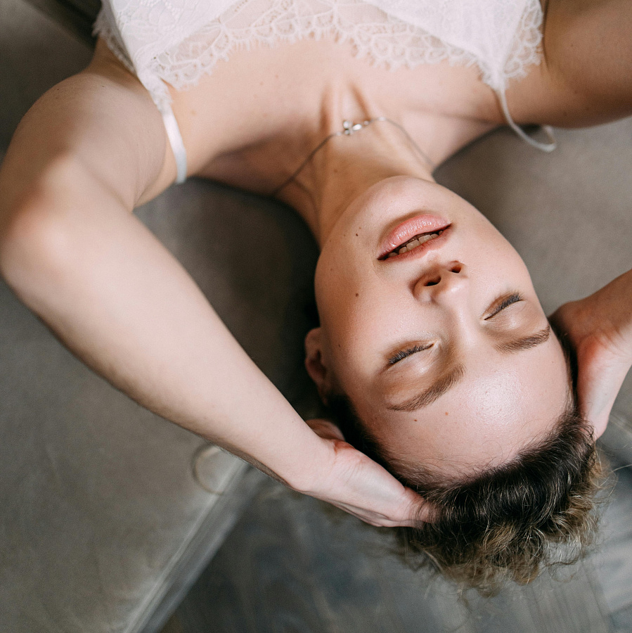 No wrinkles on the forehead | UltraSave